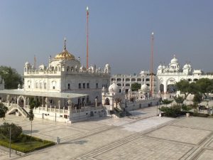 フィリピン人の英語力とインド人の英語力